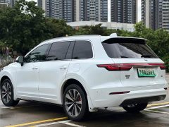 Li Auto ONE Extended-Range 6-Seater - фото 19