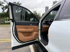 Li Auto ONE Extended-Range 6-Seater - фото 9