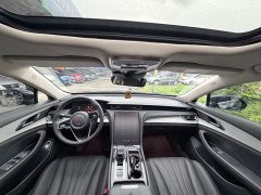 Hongqi H5 2.0T Automatic Qichang Edition - фото 4