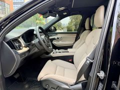 Volvo XC90 facelift B6 Zhiya Deluxe Edition 6 seats - фото 10