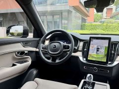 Volvo XC90 facelift B6 Zhiya Deluxe Edition 6 seats - фото 12
