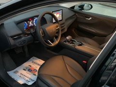 Hongqi E-QM5 2023 basic travel version - фото 7