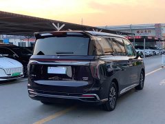Hongqi HQ9 PHEV 2.0T AWD Business Edition - фото 4