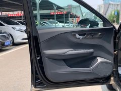 Hongqi E-QM5 Edition 5 - фото 8