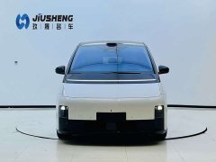 Li Auto Ideal MEGA Home Family Special Edition - фото 2