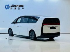 Li Auto Ideal MEGA Home Family Special Edition - фото 4