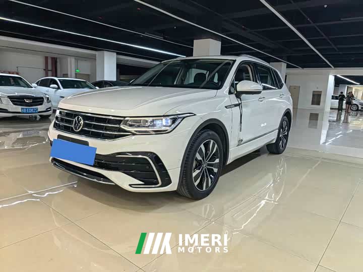 Volkswagen Tiguan L 330TSI automatic two-wheel drive R-Line version