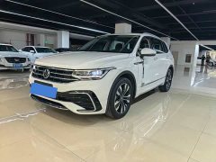 Volkswagen Tiguan L 330TSI automatic two-wheel drive R-Line version - фото 1