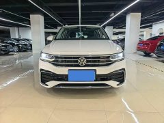 Volkswagen Tiguan L 330TSI automatic two-wheel drive R-Line version - фото 2