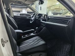 Volkswagen Tiguan L 330TSI automatic two-wheel drive R-Line version - фото 4