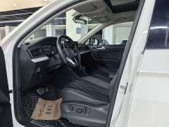 Volkswagen Tiguan L 330TSI automatic two-wheel drive R-Line version - фото 8