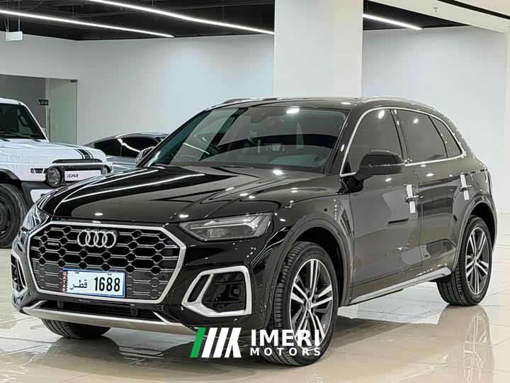 Audi Q5L 2021 40 TFSI luxury and dynamic - автомобиль из Китая