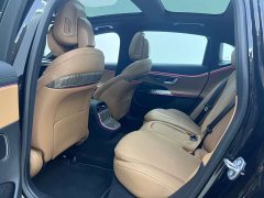 Mercedes-Benz E-Class New Energy 2024 E 350 e L plug-in hybrid sedan - фото 6
