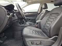 Volkswagen Passat 330TSI Elite Edition - фото 9