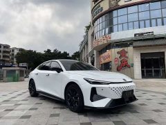 Changan UNI-V 1.5T 500Bar Premium Type - фото 1
