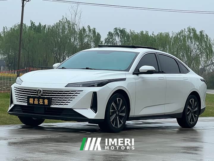 Changan Yida Blue Whale NE 1.5T GDI DCT Enjoy Edition