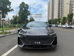 Changan UNI-V 1.5T premium - фото 2