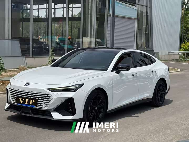 Changan UNI-V 2022 1.5T premium