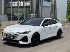 Changan UNI-V 2022 1.5T premium - фото 1