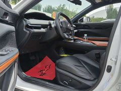 Changan UNI-V 2022 1.5T premium - фото 9