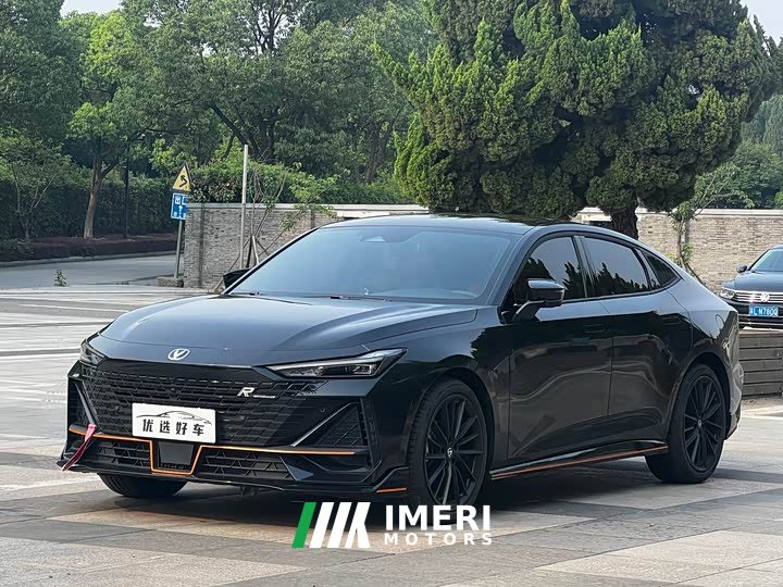 Changan UNI-V 1.5T Excellent Type - автомобиль из Китая