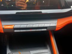 Changan UNI-V 1.5T Excellent Type - фото 18
