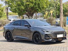 Changan UNI-V 2023 1.5T sports version - фото 3