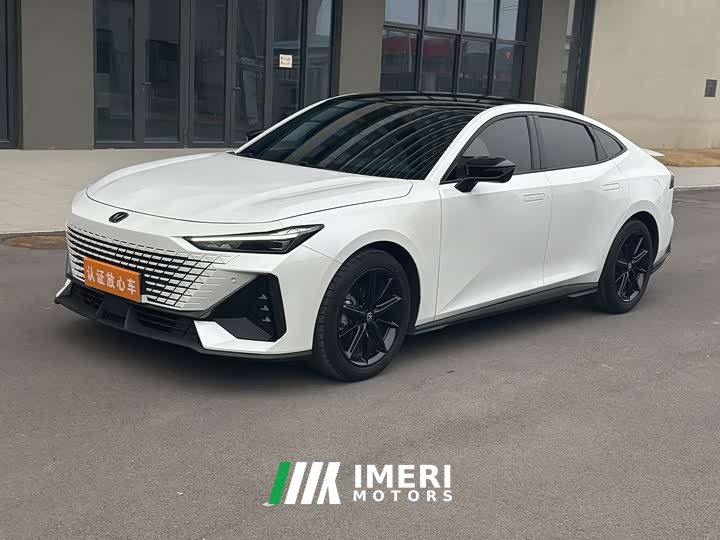 Changan UNI-V 2022 1.5T premium - автомобиль из Китая