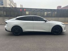 Changan UNI-V 2022 1.5T premium - фото 11