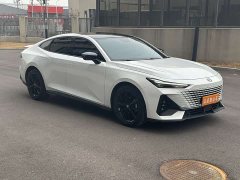 Changan UNI-V 2022 1.5T premium - фото 2