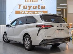 Toyota 2021 Toyota Sienna 2.5L Hybrid Deluxe Edition - фото 11