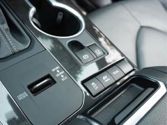 Toyota Crown Lufang 2021 2.5L HEV four-wheel drive flagship version - фото 12