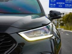 Toyota Crown Lufang 2021 2.5L HEV four-wheel drive flagship version - фото 4
