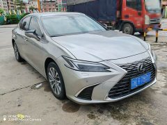 Lexus ES 200 Premium Edition - фото 3