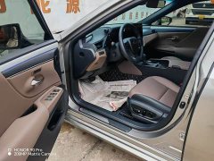 Lexus ES 200 Premium Edition - фото 6