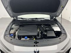 Changan UNI-V 2023 1.5T Prestige Edition - фото 17