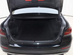 BMW 5 Series facelift 525Li luxury package - фото 10