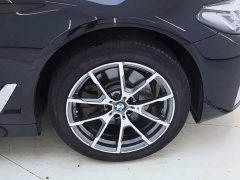 BMW 5 Series facelift 525Li luxury package - фото 13
