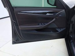 BMW 5 Series facelift 525Li luxury package - фото 16