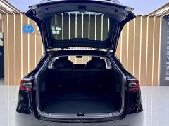 Tesla Model Y Refresh RWD - фото 14