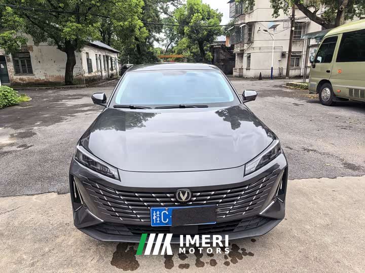 Changan Eado Blue Whale 1.5T 500Bar Premium Type - автомобиль из Китая