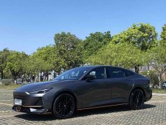 Changan UNI-V 2023 1.5T sports version - фото 1
