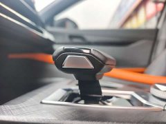 Changan UNI-V 1.5T premium - фото 7