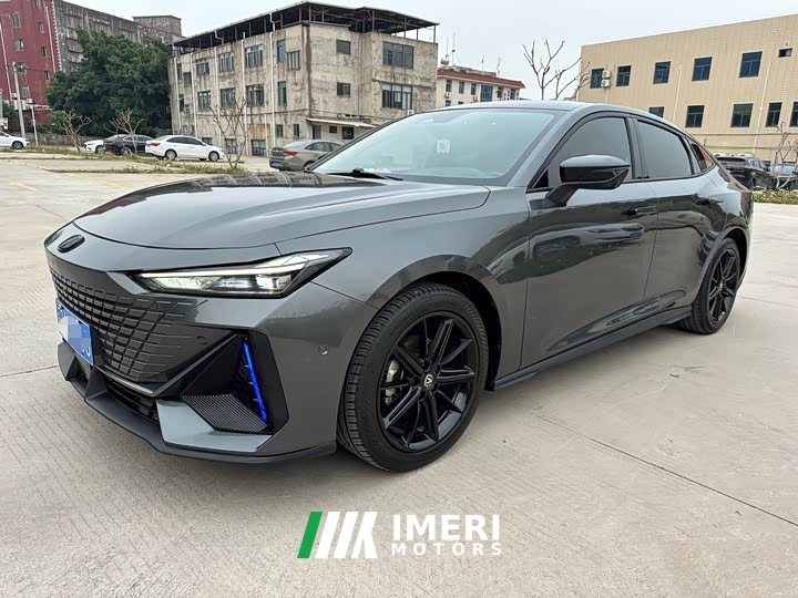 Changan UNI-V 2023 1.5T premium