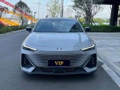 Changan UNI-V 1.5T premium - фото 2