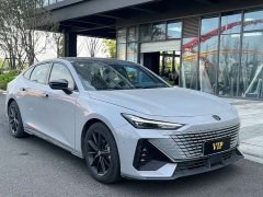 Changan UNI-V 1.5T premium - фото 3