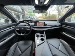 Changan UNI-V 1.5T premium - фото 4
