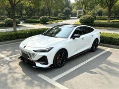 Changan UNI-V 1.5T sports version - фото 1