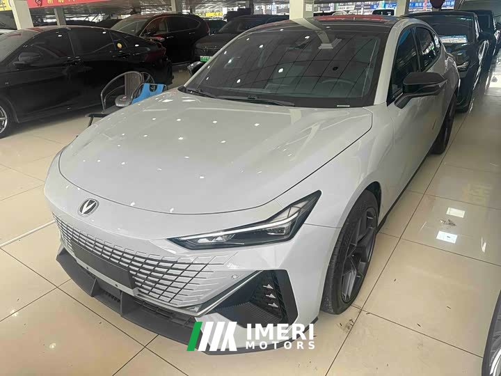 Changan UNI-V 1.5T premium