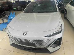 Changan UNI-V 1.5T premium - фото 2
